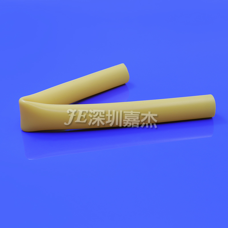 午夜操屄片双色硅胶管